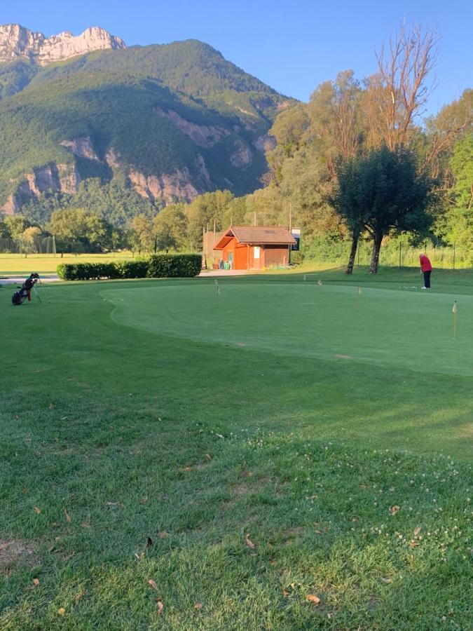 Petit cocon entre lac, golf et montagne proche d'Annecy- Séjour tout compris Giez Extérieur photo