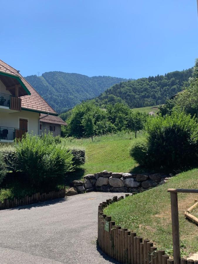 Petit cocon entre lac, golf et montagne proche d'Annecy- Séjour tout compris Giez Extérieur photo