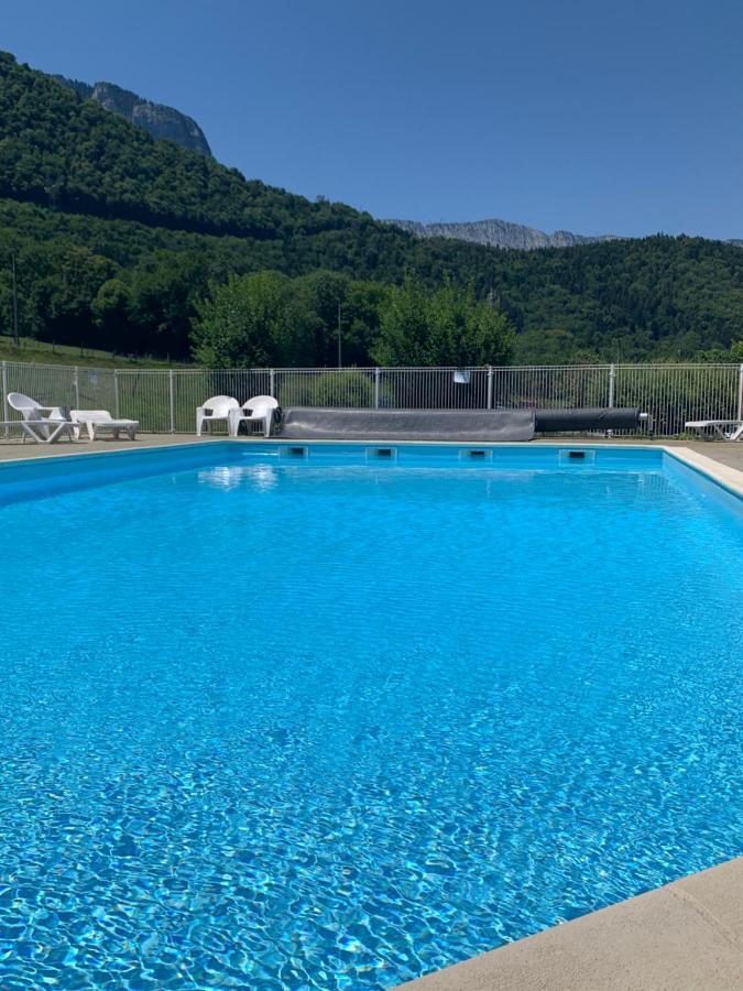 Petit cocon entre lac, golf et montagne proche d'Annecy- Séjour tout compris Giez Extérieur photo