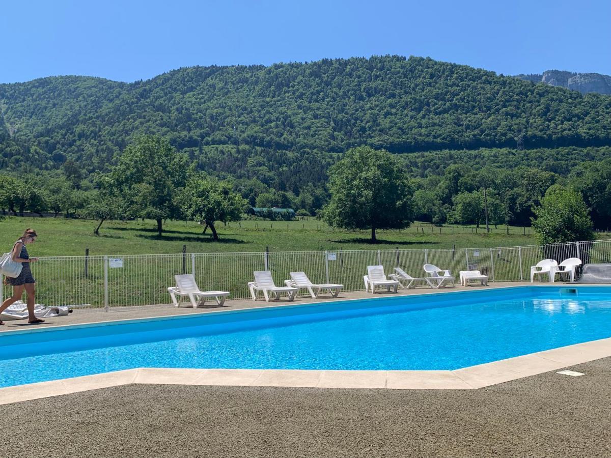Petit cocon entre lac, golf et montagne proche d'Annecy- Séjour tout compris Giez Extérieur photo